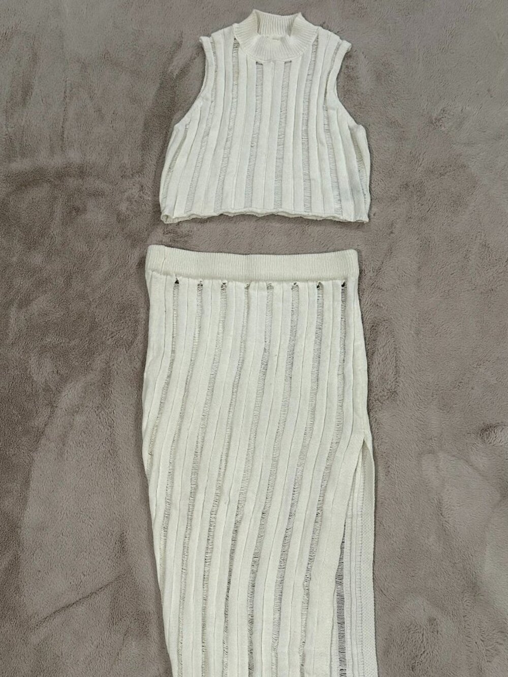 Cider White Knit Crop-Top & Skirt Set, Size 10/ XL